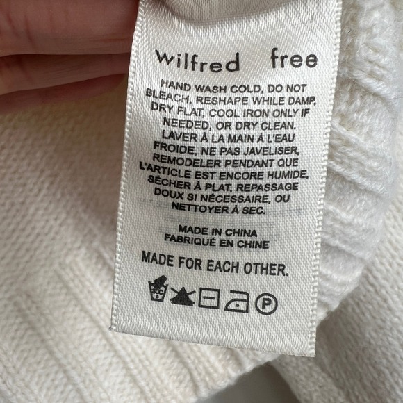 Aritzia Wilfred Free 100% Merino Wool Cream White Crop Turtleneck Sweater Top - Picture 4 of 6